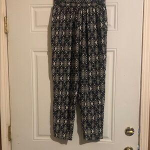 Black and White Geometric Women's Pants